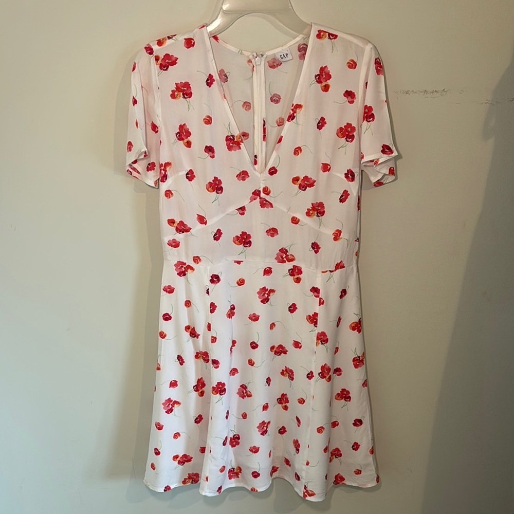 GAP White and Red Flutter Sleeve Sundress